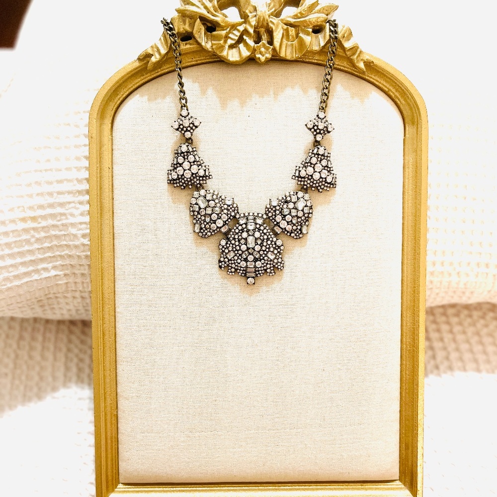 BaubleBar "Dita Bib" Necklace !